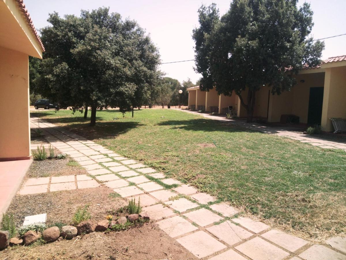Nuraghe Ruiu Camping & Bungalow Norbello Eksteriør bilde