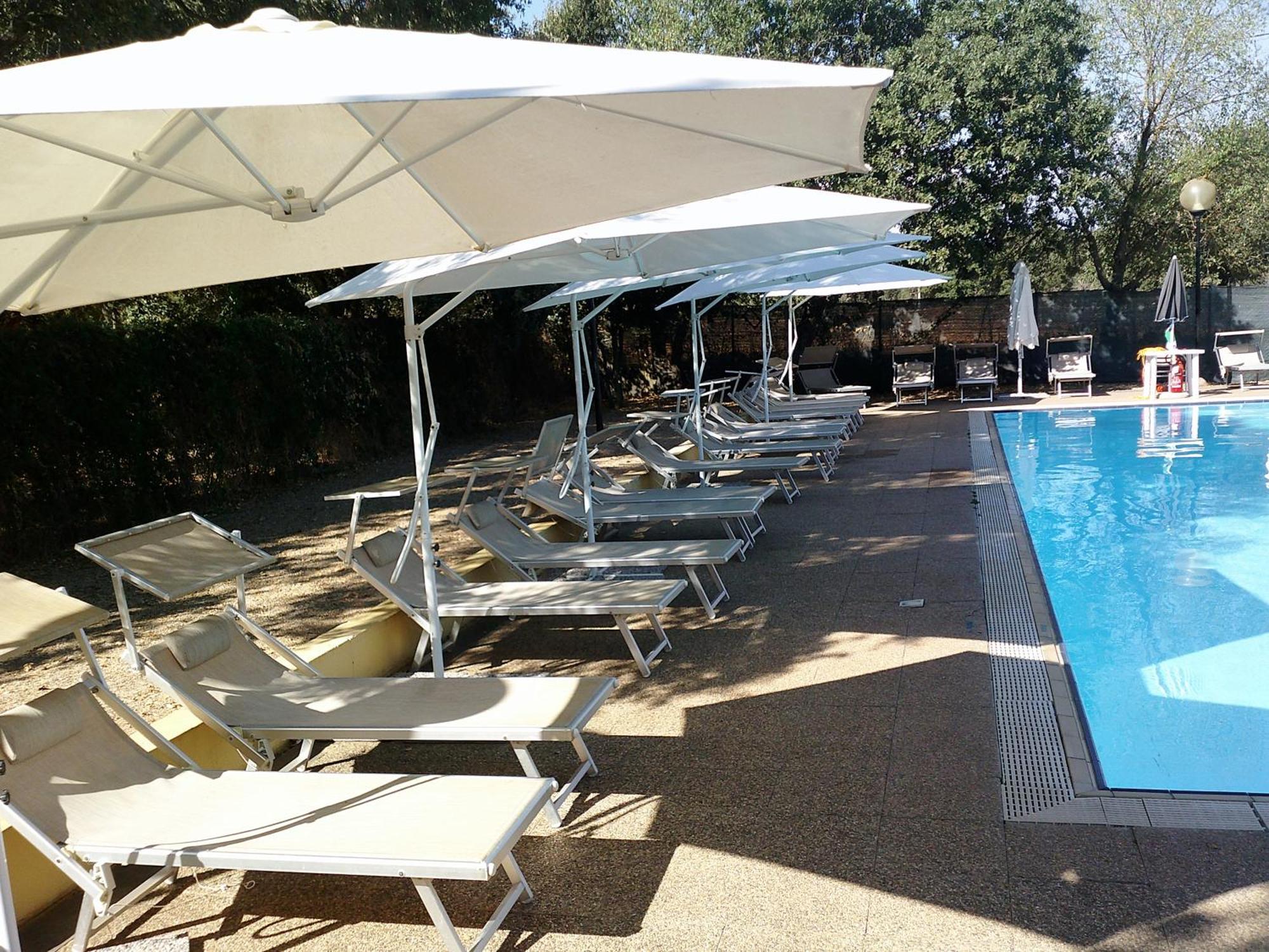 Nuraghe Ruiu Camping & Bungalow Norbello Eksteriør bilde